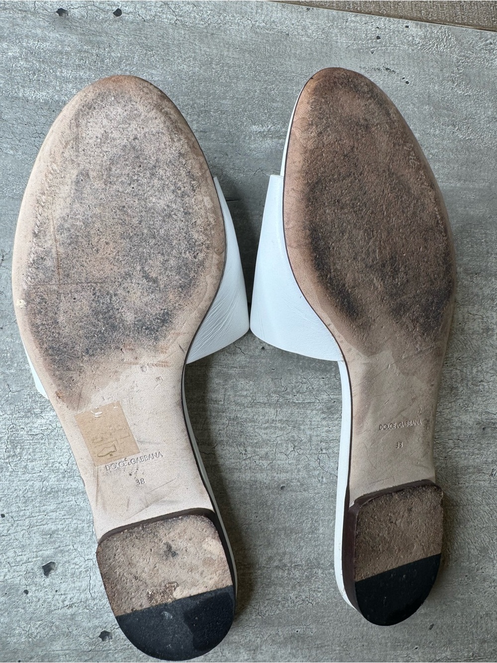 Dolce & Gabbana White Leather Logo Slide Sandals ( no longer have box) - Picture 4 of 4